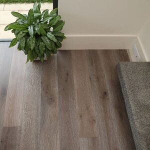 daiki-wide-plank-oak-floor