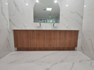 Designer wood vanity_Luxury bathroom renovations (5)