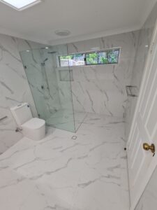 Wall to wall tiles_Luxury bathroom renovations (6)